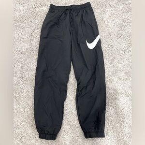 Nike Joggers / Parachute Pants